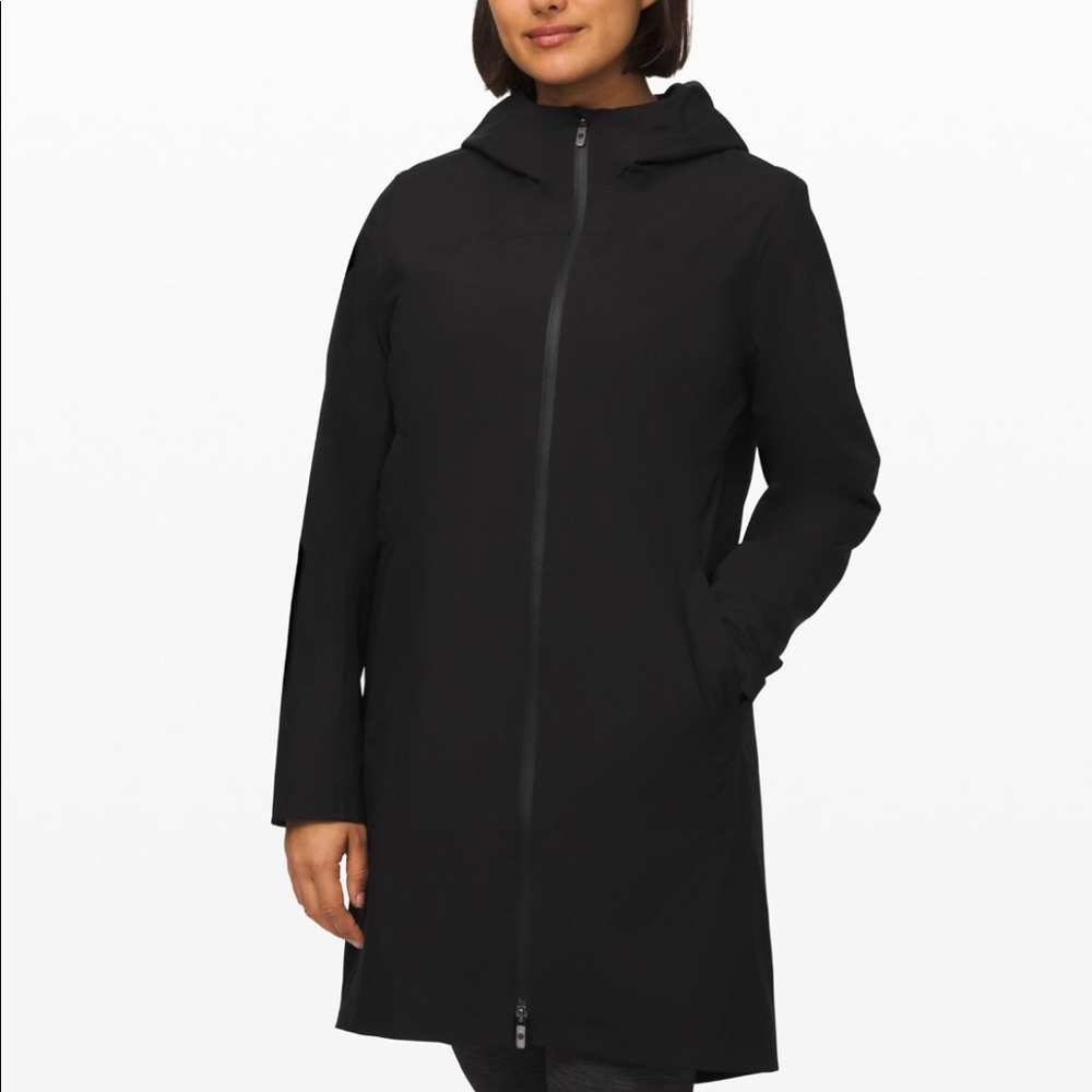 Like new Lululemon black raincoat women’s